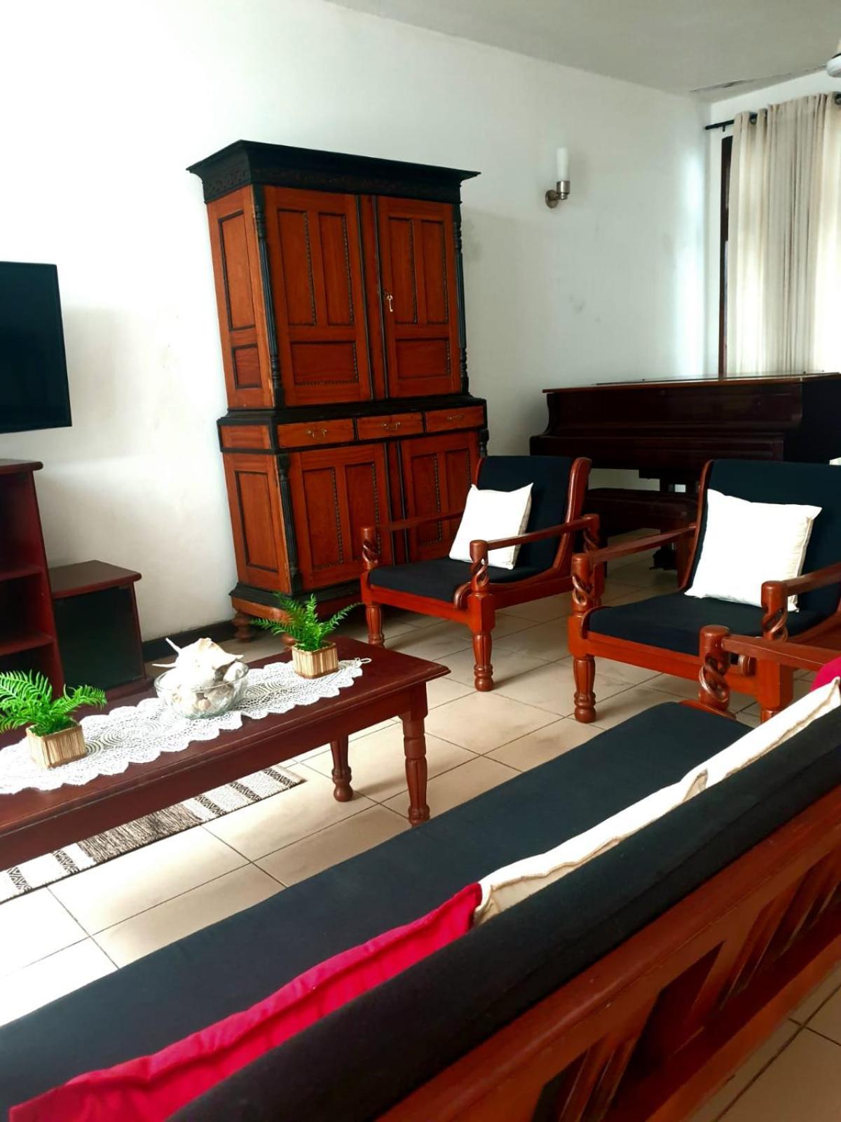 Chelsea Villa Bnb Colombo Extérieur photo