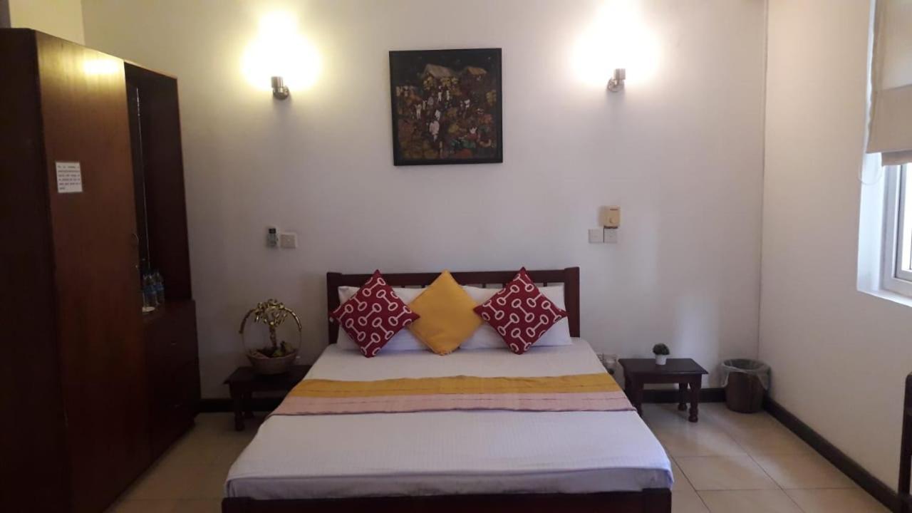 Chelsea Villa Bnb Colombo Extérieur photo