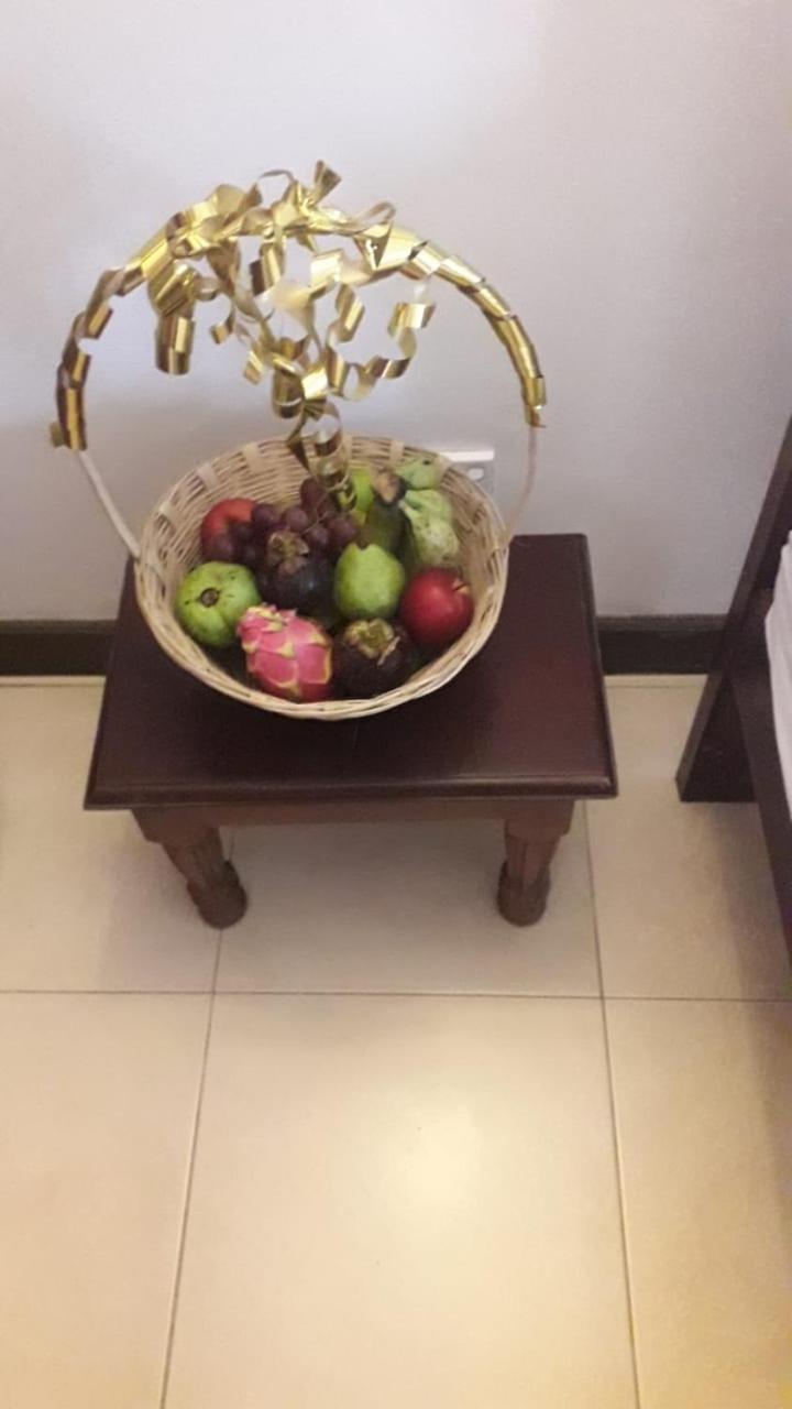 Chelsea Villa Bnb Colombo Extérieur photo